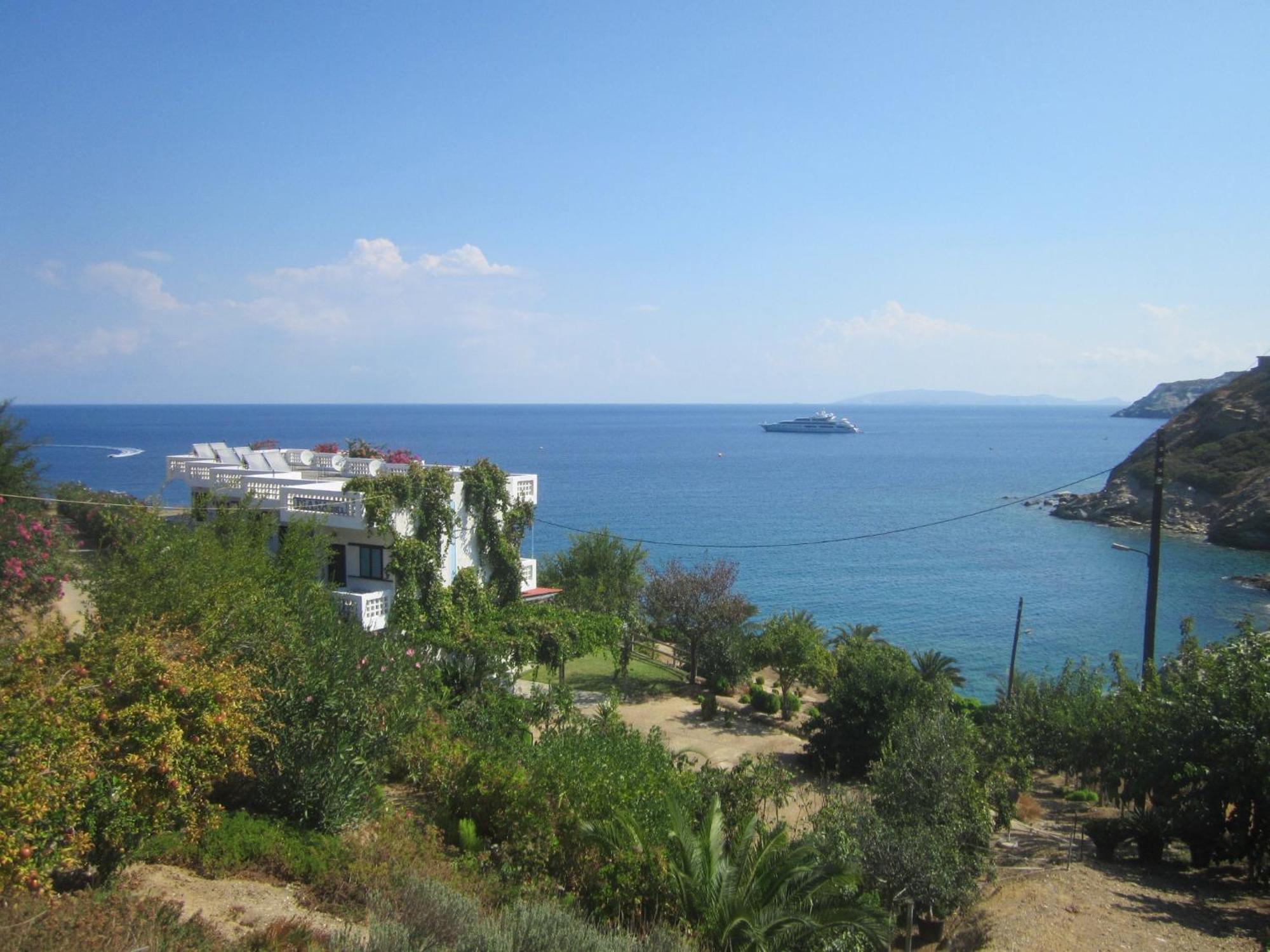 Diana Apartments Agia Pelagia  Extérieur photo