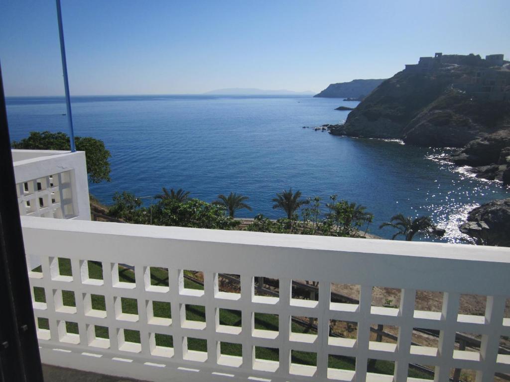 Diana Apartments Agia Pelagia  Extérieur photo